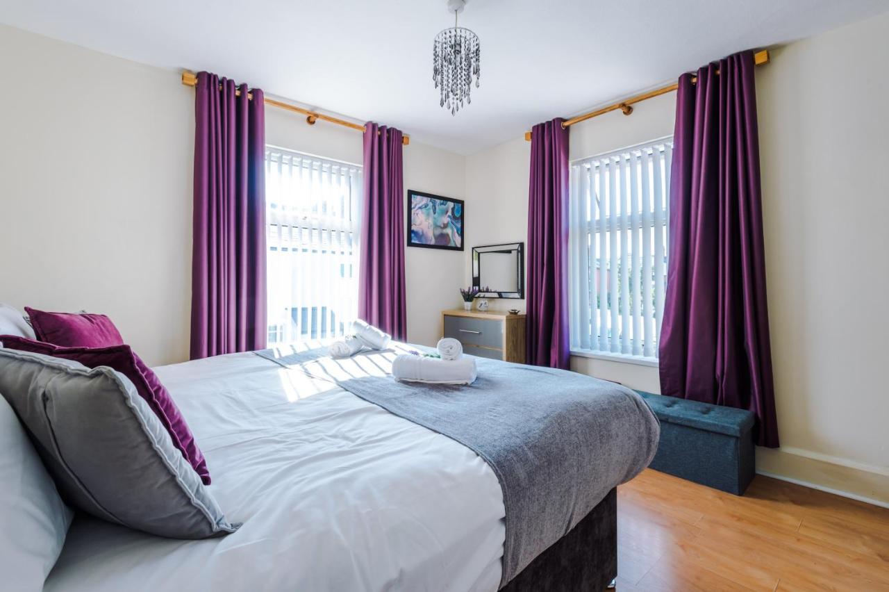 Spacious 3-Bed House In Chester By 53 Degrees Property, Ideal For Families & Professionals, Free Parking - Sleeps 7 Luaran gambar