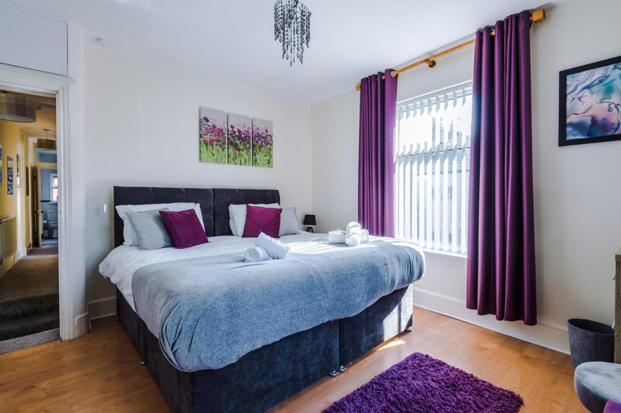 Spacious 3-Bed House In Chester By 53 Degrees Property, Ideal For Families & Professionals, Free Parking - Sleeps 7 Luaran gambar